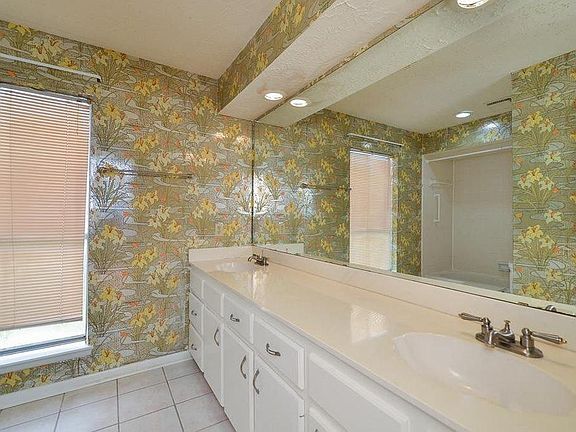 5th image of 15126 Gran Vista Dr
