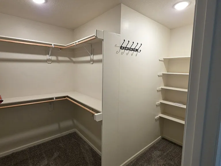 1001 SW Arborfair Dr — Photo 23