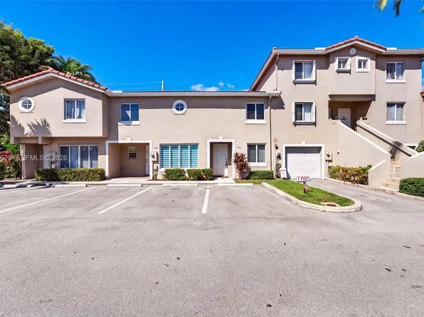 105 Riviera Cir, Fort Lauderdale, FL 33326