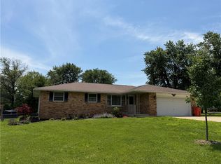 7 Mitchell Ave, Mattoon, IL 61938