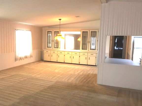2nd image of 658 Orange Tree Dr