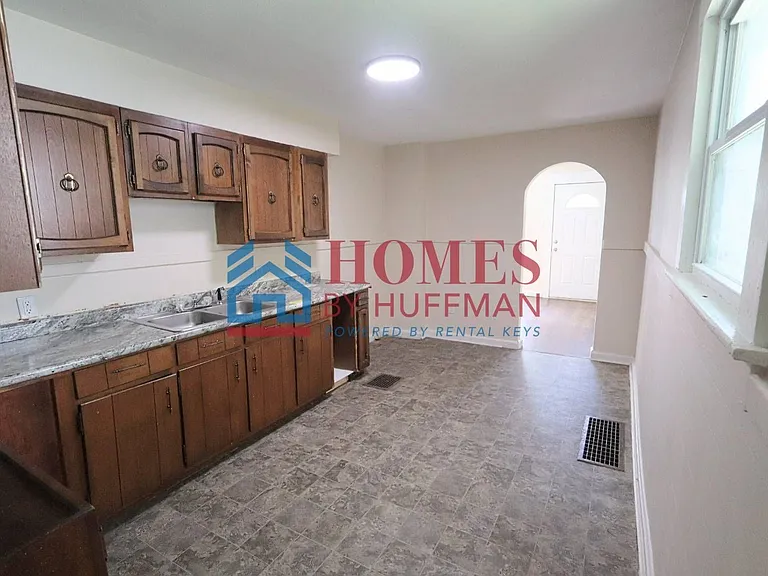 3509 N Kentucky Ave — Photo 5