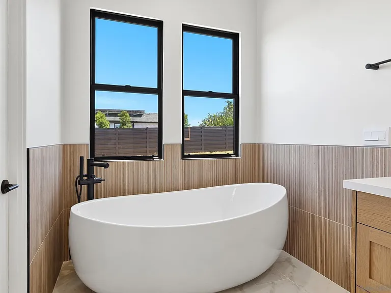 425 Bell Ranch Rd — Photo 24