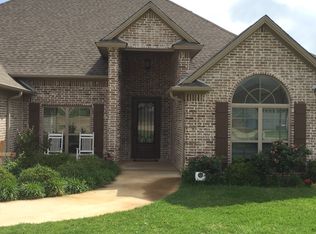 286 Boulder Ln, Nacogdoches, TX 75965