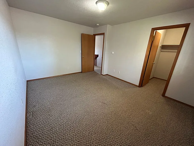 3240 Matthew Ln — Photo 12