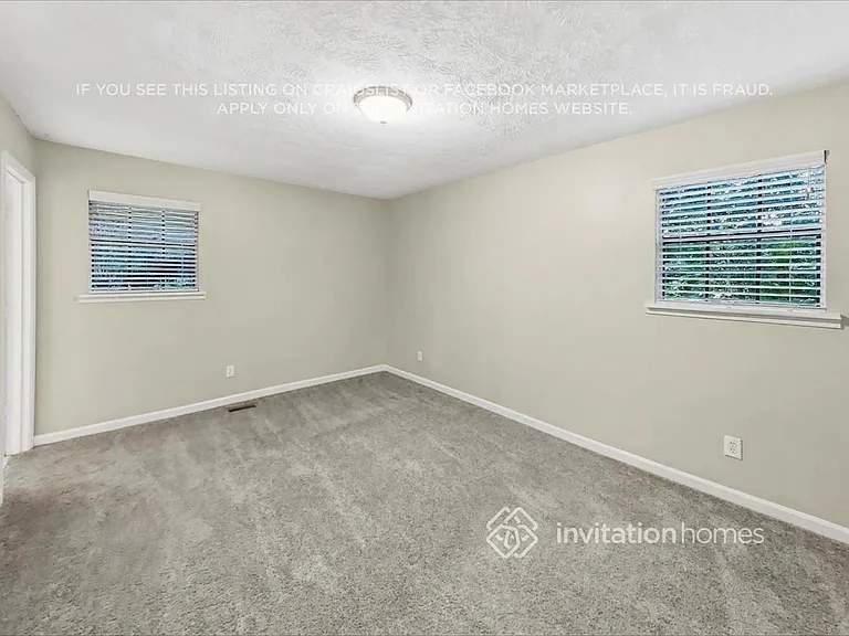 216 S Sequoya Dr — Photo 10