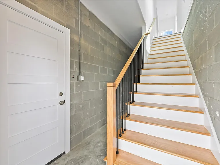 4602 Clay St #A — Photo 11