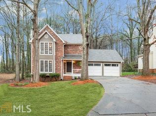 2475 Zachary Woods Dr NW, Marietta, GA 30064