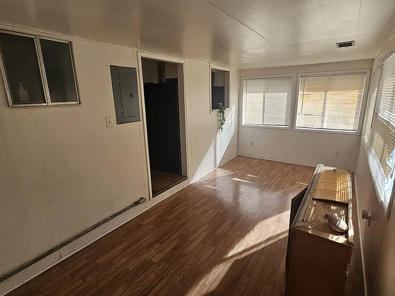 1219 Berkley Ave #2 — Photo 3