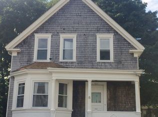 8 Robeson St, New Bedford, MA 02740