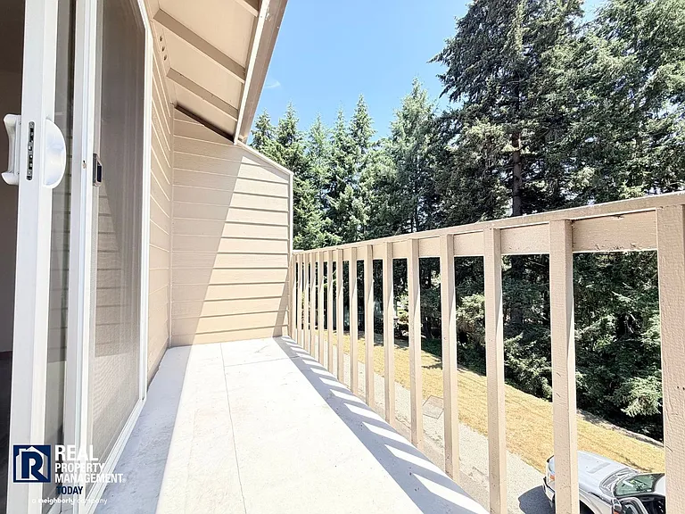 1317 Contra Costa Ave — Photo 13