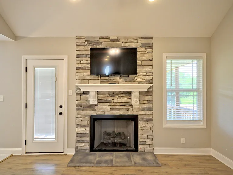 924 Burley Barn Rd — Photo 6
