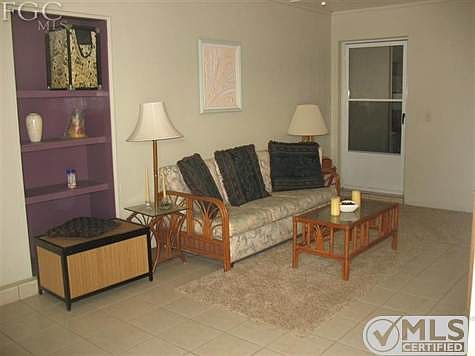 Bonus 4th Bed Area with private entrance!