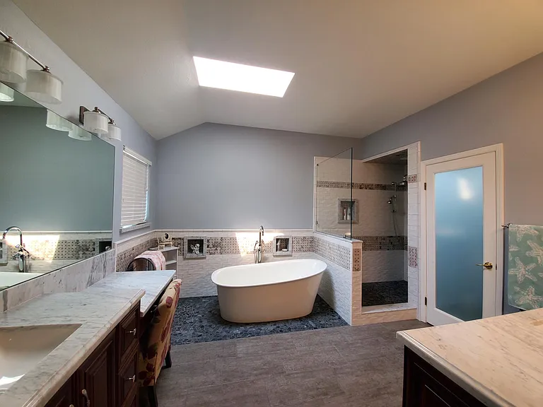 956 Redwood Dr — Photo 17