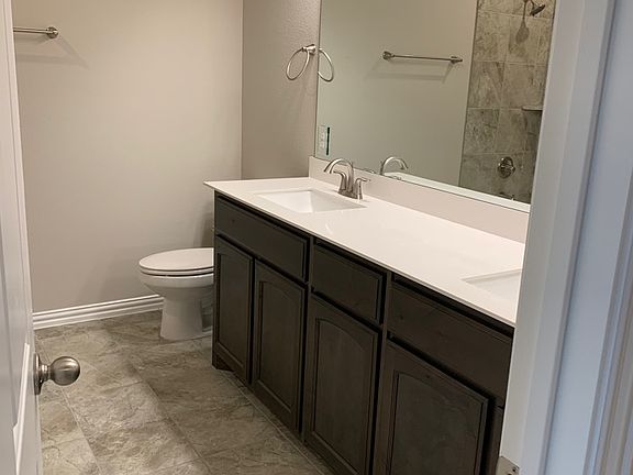 5th image of 4613 Oriole Dr