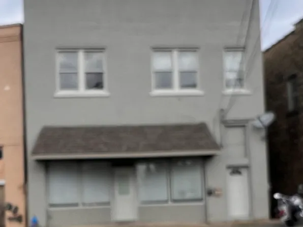 906 S Oakwood Ave #906, Beckley, WV 25801