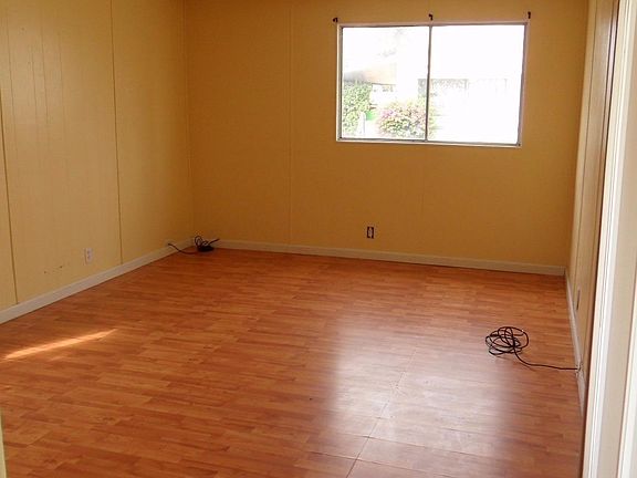 5th image of 306 Kings Ln