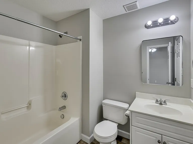 219 Lynbrook Way — Photo 26