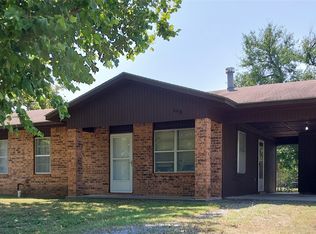 608 E Sequoyah St, Locust Grove, OK 74352