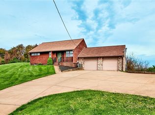 217 W Dividing Ridge Rd, Prosperity, PA 15329