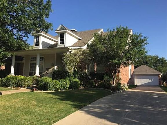 2nd image of 2504 Merlin Dr
