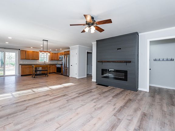 3rd image of 59 Lasallette Lane