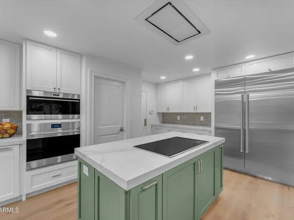 8440 S COLLEGE Lane, Tempe, AZ 85284