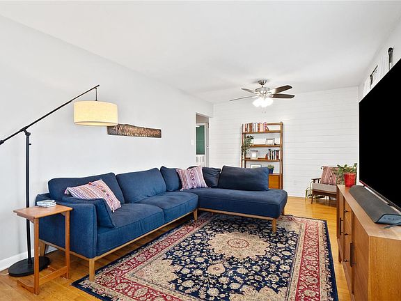 4th image of 1760 Thursby Ave