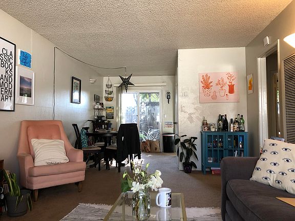 2nd image of 126 Toledo St #6