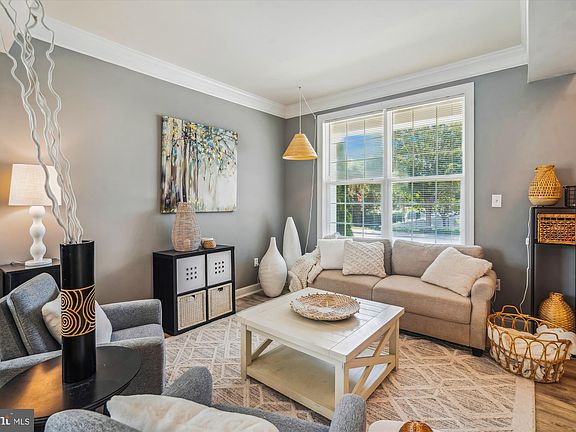 4th image of 2025 Monticello Dr