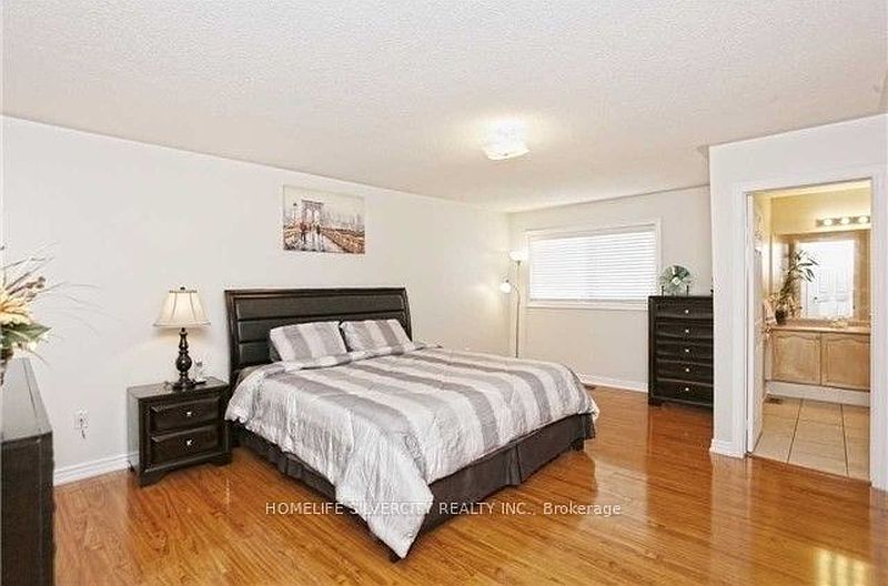 Brampton House for rent - 3 Bedrooms — photo 7