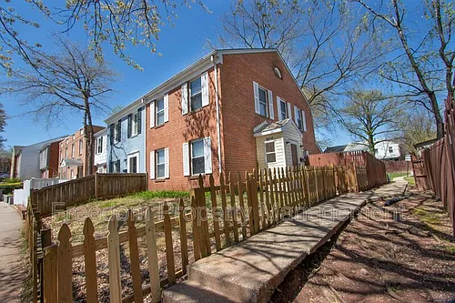 9206 Hood Rd Photo 1