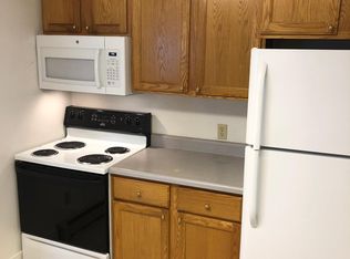 43 3rd St APT 5, Presque Isle, ME 04769