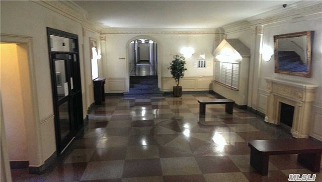 1st image of 63109 Saunders St APT E7