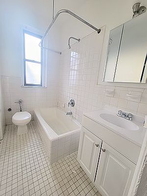 5th image of 680 E 224th St APT 1G