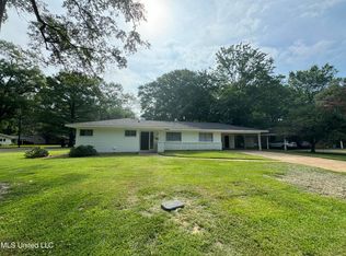250 Pimlico Pl, Jackson, MS 39211