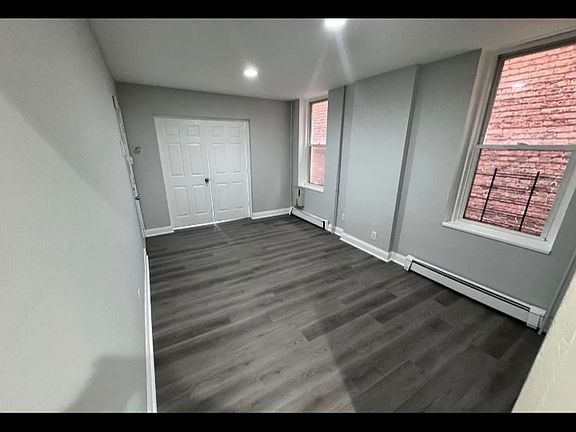 5th image of 367 Morris Ave #2LL