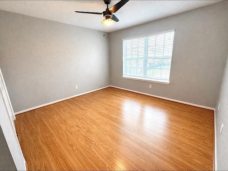 14302 Ardwell Dr — Photo 35