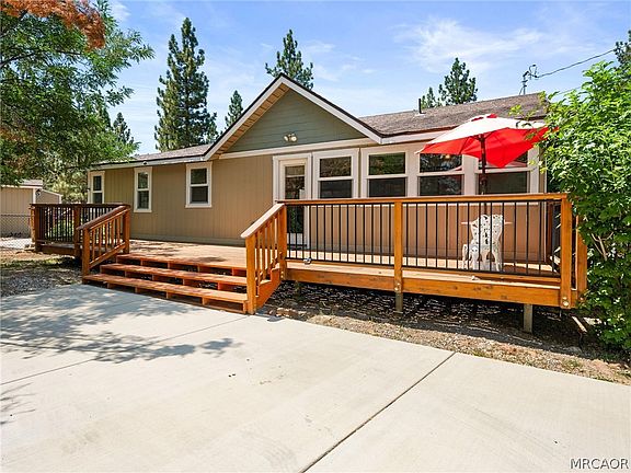 2nd image of 40083 Lakeview Dr