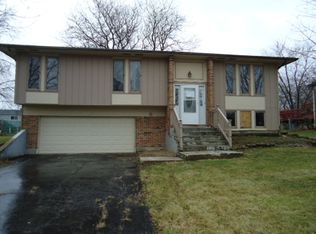 334 Huntington Way, Bolingbrook, IL 60440