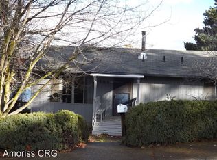 509 W 15th St, The Dalles, OR
