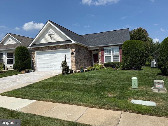 4th image of 3729 Equinox Way