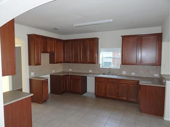 4th image of 21326 Colton Cove Dr