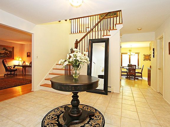 Entry Foyer
