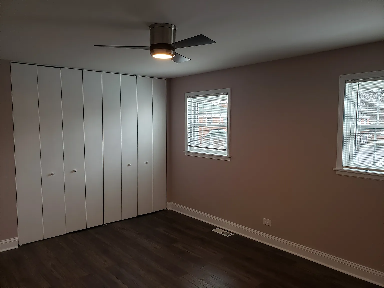 2 bed, 1.5 bath, 1400 sqft, $2,800 — Photo 4