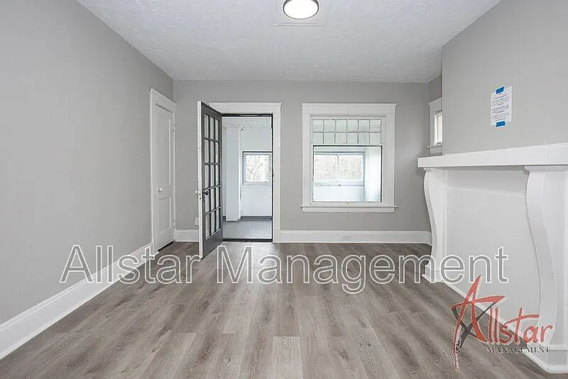 1 bed, 1.0 bath, 725 sqft, $700 — Photo 3