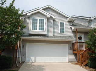 925 Twilight Dr, North Liberty, IA 52317