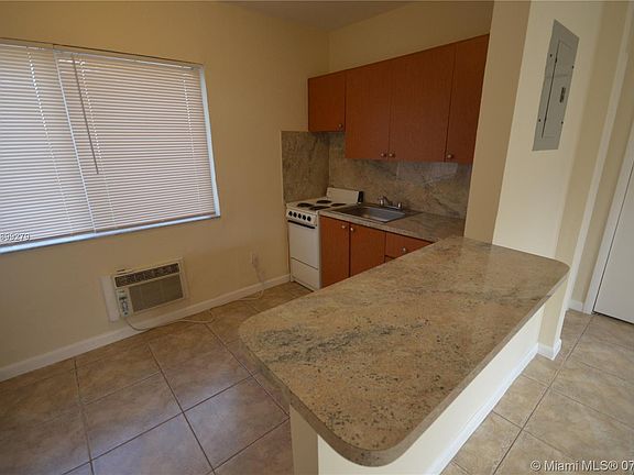 4th image of 688 NE 85th St #2A