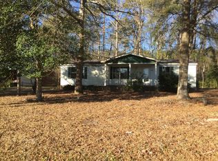 80 Benton Rd SE, Bolivia, NC 28422