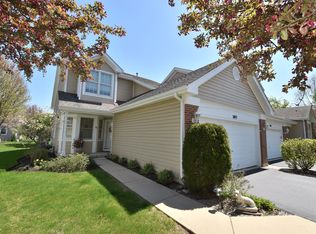 2013 Waverly Cir, St Charles, IL 60174